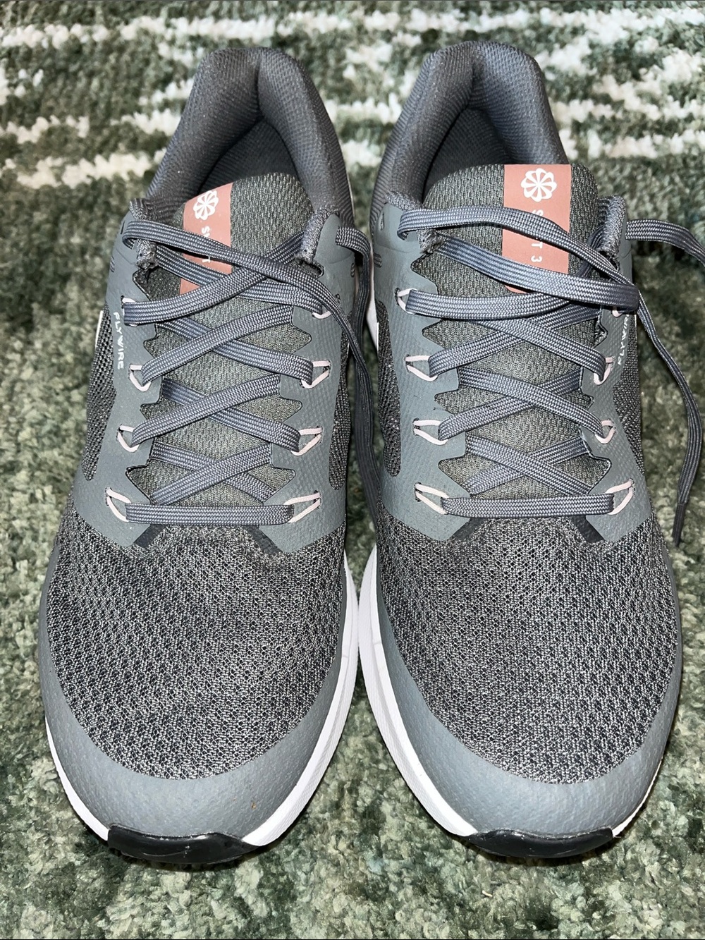 Women's Gray Athletic Running Shoes - Lightweight Comfort